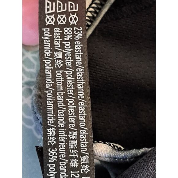 Women's Victoria Sport Black Work out Bra Size Large - Picture 10 of 10